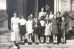 Klavírní třída Inge Procházkové - červen 1953