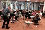 Zkouška orchestru v THS Baunatal & Ortwin Boenke